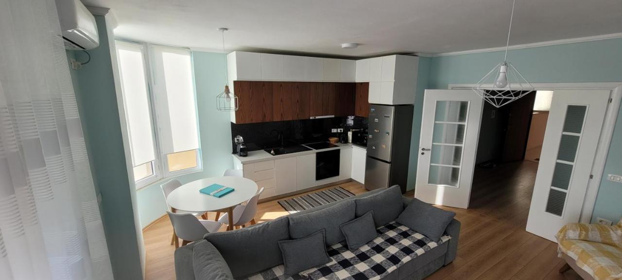 Sea View New Apartment Дуррес Экстерьер фото
