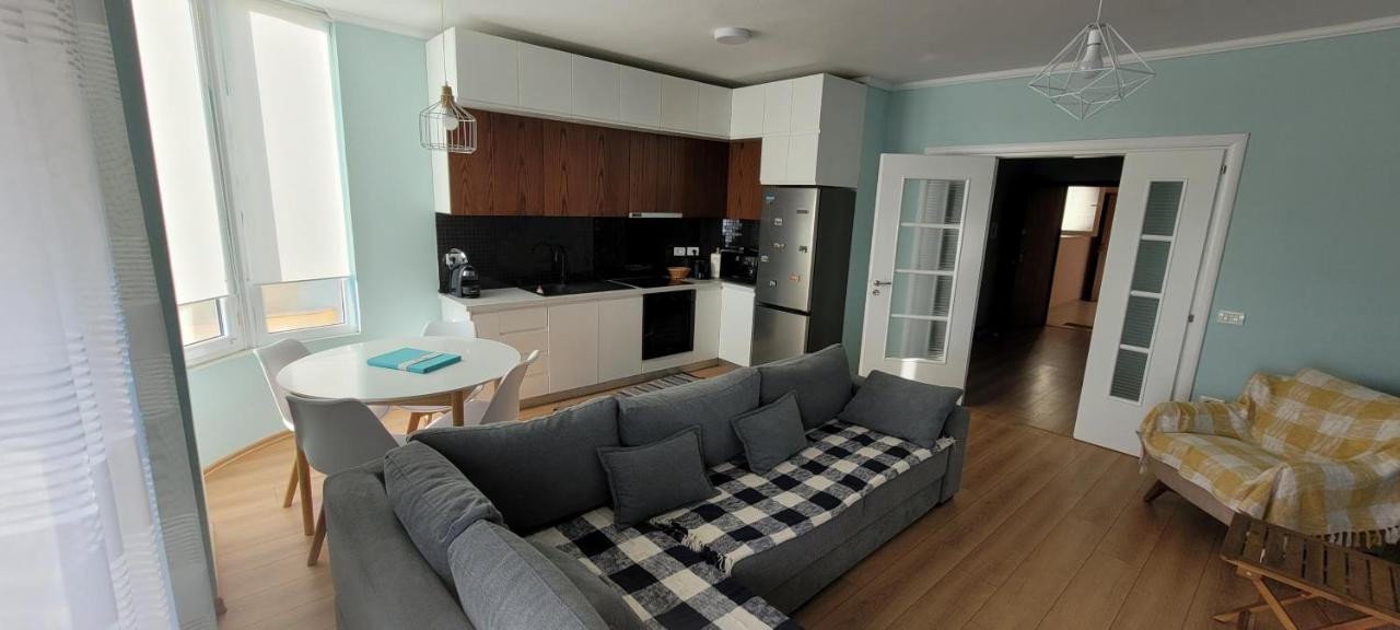 Sea View New Apartment Дуррес Экстерьер фото