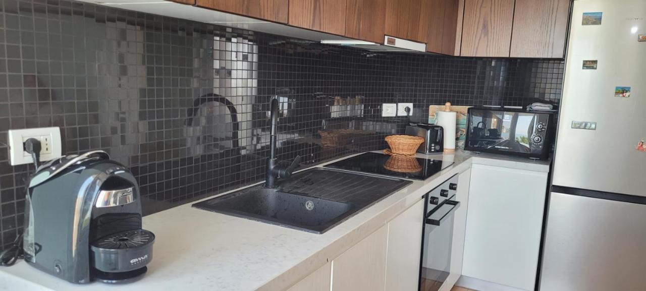 Sea View New Apartment Дуррес Экстерьер фото