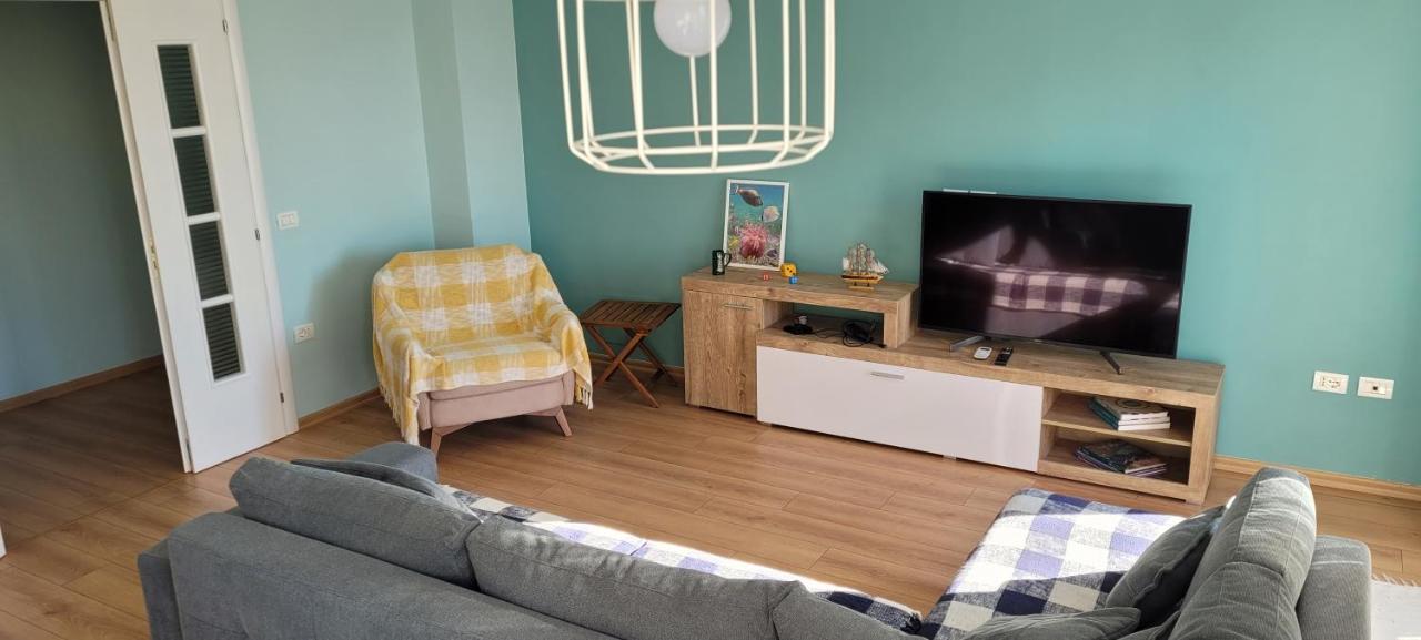 Sea View New Apartment Дуррес Экстерьер фото